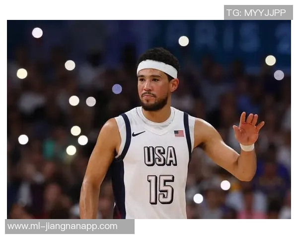 布克全能表现助力球队胜利16投10中罚球9中11贡献30分9篮板5助攻2抢断正负值高达21 布克全能表现助力球队胜利16投10中罚球9中11贡献30分9篮板5助攻2抢断正负值高达21