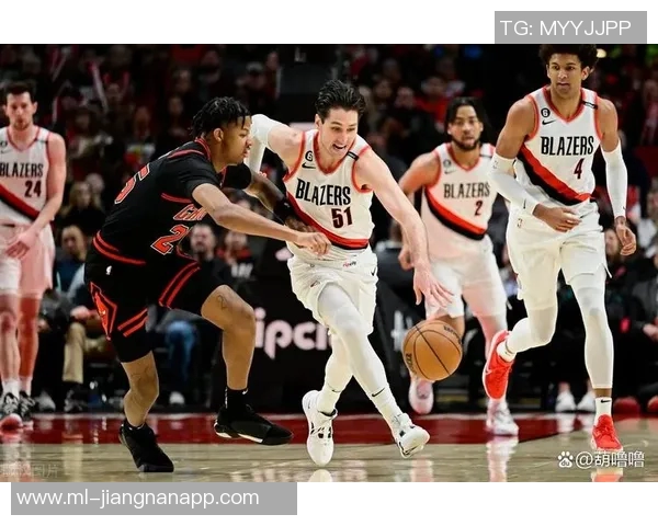 开拓者在半场战报中领先爵士21分阿夫迪亚贡献23分7篮板表现出色